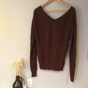 Me Fou by Wilfred V neck sweater